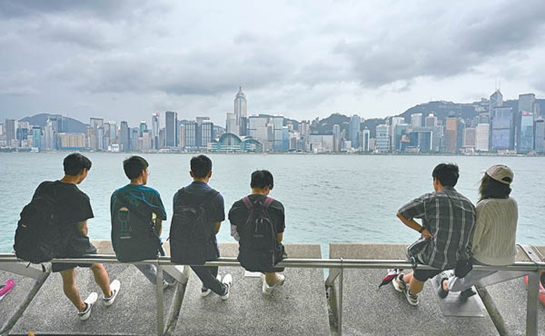 香港在《世界經濟自由度報告》的排名，被新加坡後來居上。