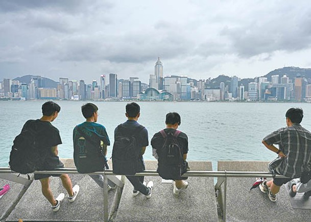 香港在《世界經濟自由度報告》的排名，被新加坡後來居上。