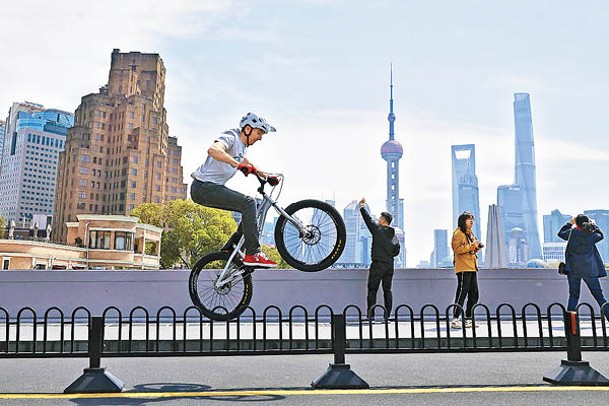 上海甲廈外資企業租賃比例逾五成。