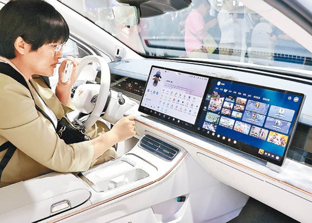 國產車企積極開發自己的智能駕駛系統。
