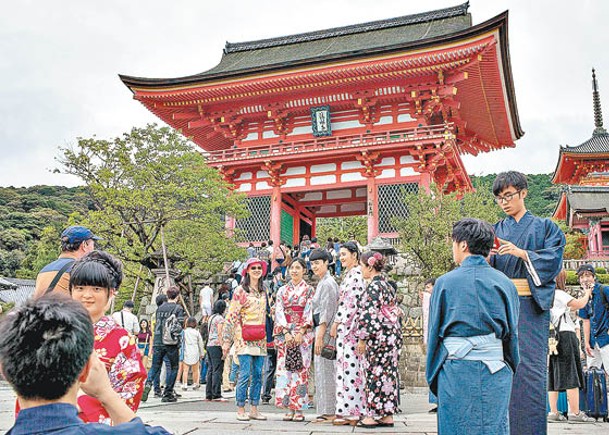 擁龐大海外資產的日本人會否把資金調回日本，尚待觀察。