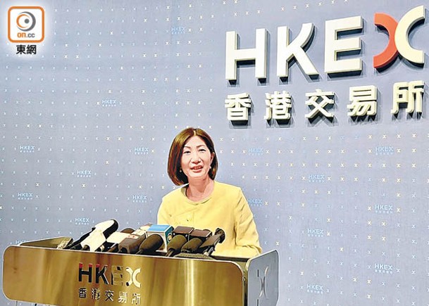 陳翊庭指，現時有逾100間企業正排隊上市。