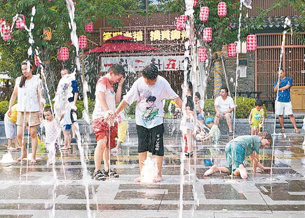 受高溫天氣影響，內地8月發電量按年增加。