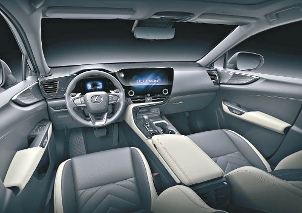 車廂採用Tazuna Concept中控台設計，配備14吋中央觸控屏幕、數碼化儀錶板及電子影像倒後鏡。