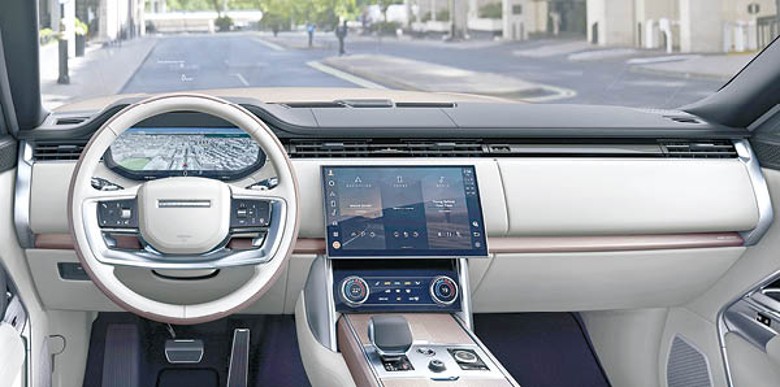 全新13.7吋數碼儀錶、13.1吋中央觸控屏、HUD抬頭顯示器、Cabin Air Purification Pro車廂空氣淨化系統等應有盡有，整體科技感大幅提升。