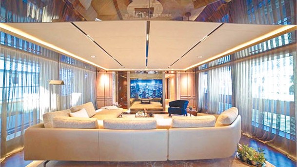 室內設計融入法式與意式風格，觀感優雅、舒適又充滿現代感。