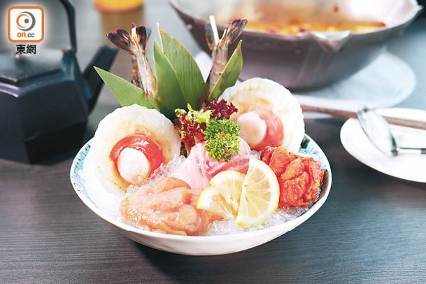 上選海鮮盤<br>有海蝦、珊瑚蚌、鯛魚、桂花蚌和扇貝，適合2人享用。