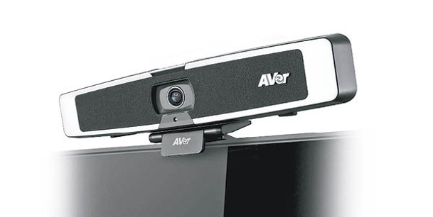 內建4K鏡頭、喇叭及收音咪，可安裝於任何顯示器或電視機上方。（g）