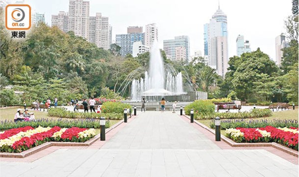 香港動植物公園是香港歷史最悠久的賞花勝地之一，還可觀賞到不同雀鳥。