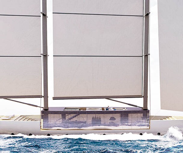 位於遊艇中間的設計靈感源自Philip Johnson的代表作「玻璃屋」。