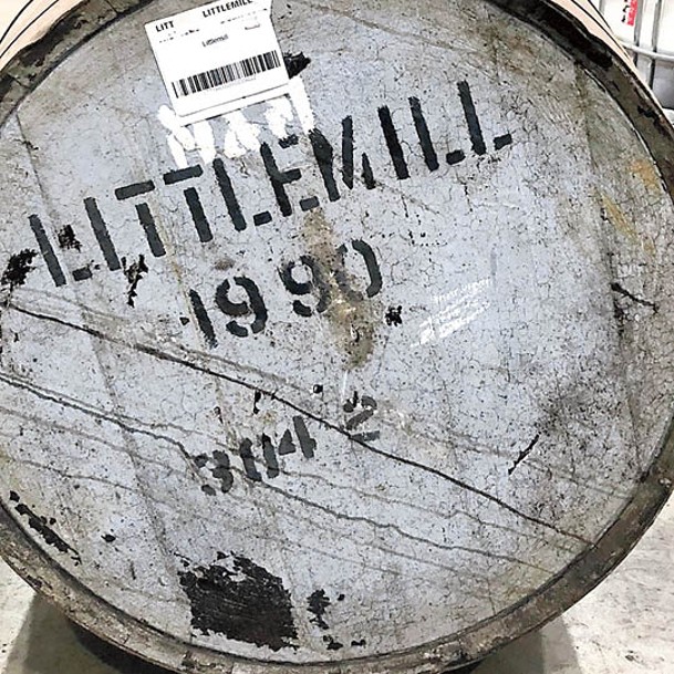 交易平台上有很多珍稀原桶，例如這個來自Lost Distillery的Littlemill 1990，在市場上便相當罕有。