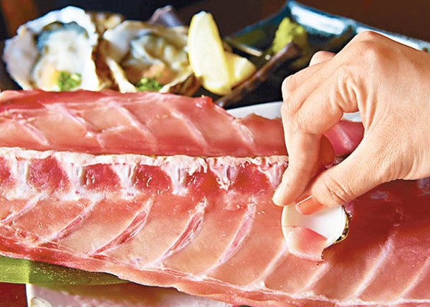 撩棱食典：刮魚骨有肉食？
