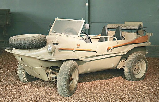 Volkswagen Schwimmwagen（Type 166）水陸兩用車早於第二次世界大戰被德國用作軍事用途。