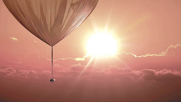 太空艙與氣球之間設有備用下降系統，確保在緊急情況下仍能安全着陸。