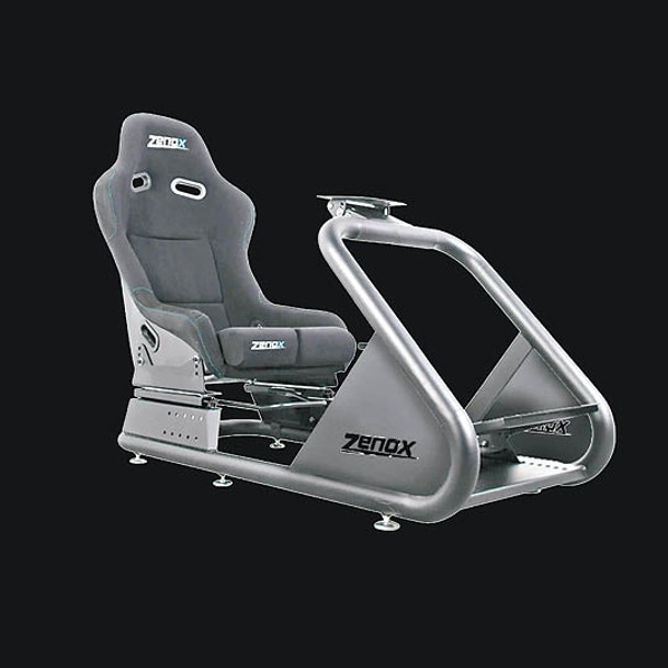 ZENOX GT3職業賽車架可說為賽車Game迷度身訂造，兼容Logitech大部分軚盤，可把軚盤底座和腳踏板裝到架上，排檔高度、座位距離等均可調校。