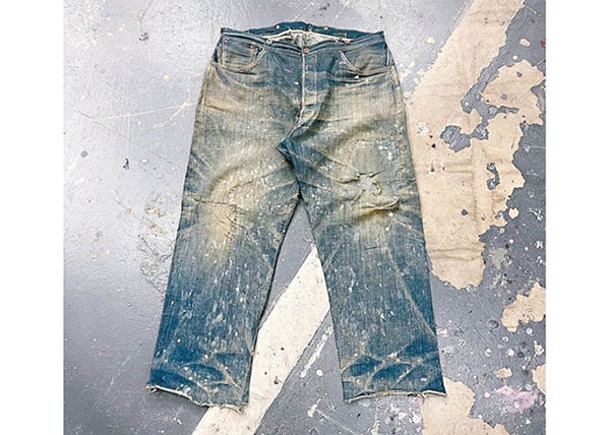 這條古董牛仔褲雖擁有過百年歷史，但外觀保存良好，買家稱：「着出街都冇問題！」