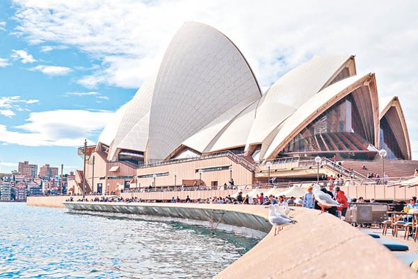 澳洲地標悉尼歌劇院迎來50周年。