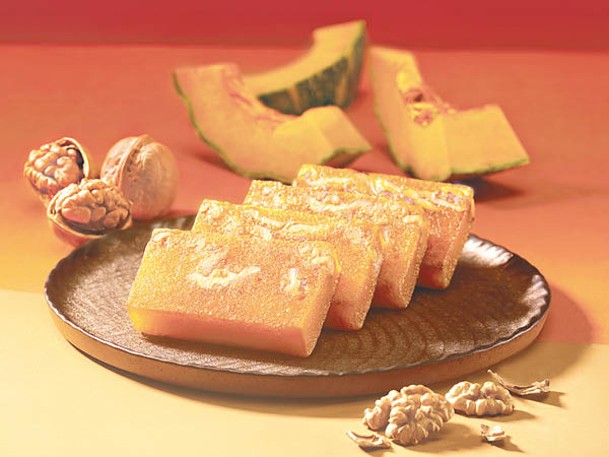 低糖合桃南瓜糕<br>以超級食物及四大堅果之一、含豐富蛋白質的核桃，配上有金瓜之稱、含豐富維他命及高纖維的南瓜製作而成。