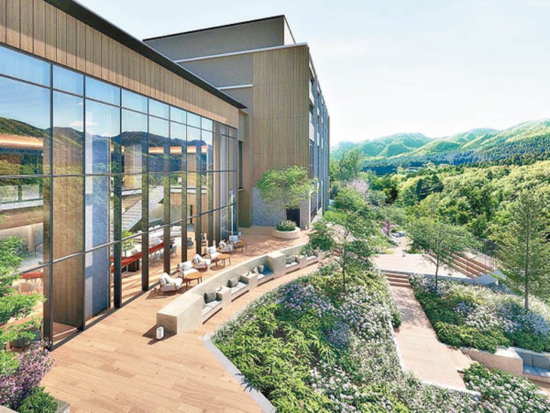 酒店外設偌大的平台KINUGAWA Terrace，坐擁超開揚的鬼怒川溪谷景致。