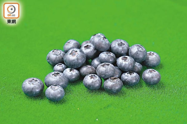 摩洛哥珍寶藍莓<br>摩洛哥天氣穩定，孕育出高質素的藍莓，莓味濃厚，糖度較一般藍莓高約2度，香甜多汁。（b）