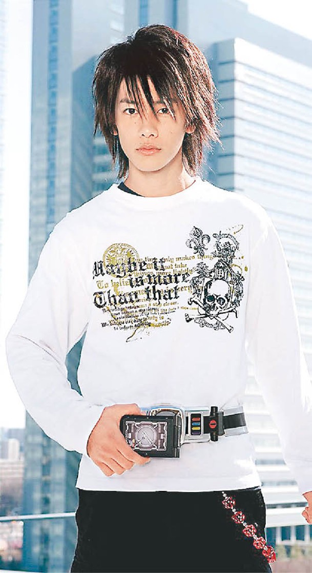 2007年主演《幪面超人電王》的佐藤健，靚仔之餘當時一人分飾八角，演技亦引起關注。