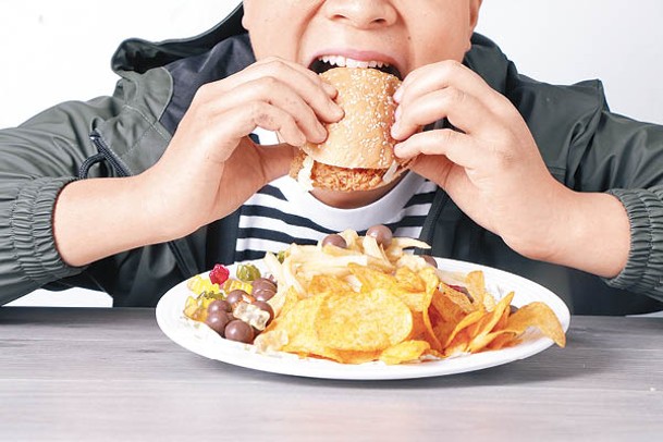 不良飲食習慣會引致肥胖，令血糖、血脂和血壓上升。