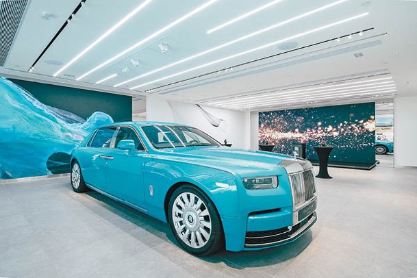 Rolls-Royce全新陳列室面積逾6,600平方呎，展示多款旗艦車型。