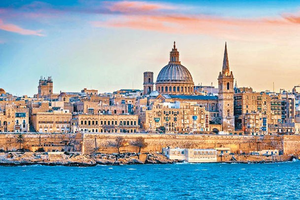 馬耳他是歐洲人的度假天堂，以「三藍」及海上活動而聞名於世。