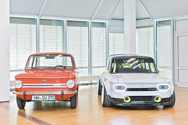 經改頭換面並注入純電動力的EP4（右），前身是1971生產的經典NSU Prinz 4（左）。
