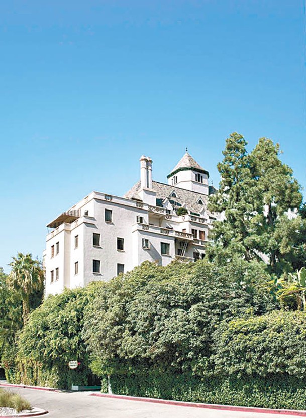 位於洛杉磯的Chateau Marmont酒店，自1929年開業後，吸引不少名人明星入住。