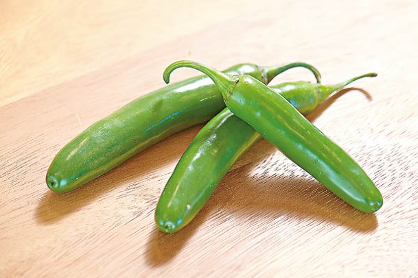 綠色的Jalapeño，味道溫和，可謂百搭的南美辣椒。