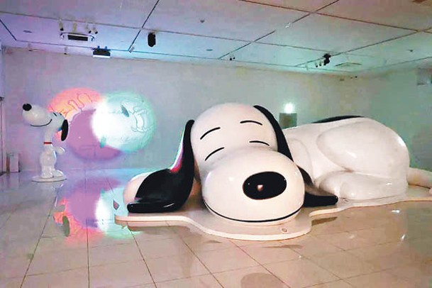 Snoopy Room「升呢」加入了長約2分鐘的全新聲光演出「Snoopy覺醒」。