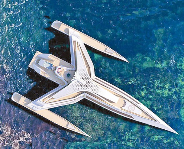遊艇長約104米，設計靈感取自「懸臂建築」。