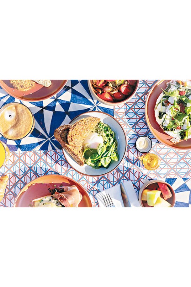 在餐廳可享受多款地中海美食。