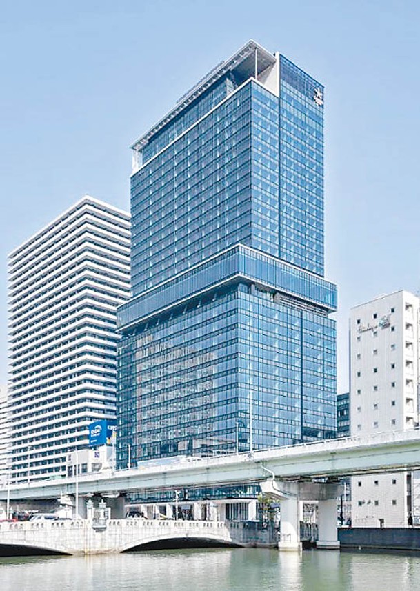 酒店所在的大阪堂島濱Tower，距離Osaka Metro淀屋橋站僅6分鐘步程。