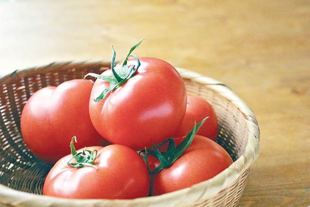 酸甜番茄適合做出夏日清新美食。