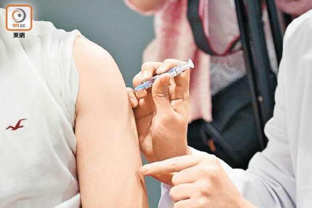 新冠疫苗保護力屢被質疑。