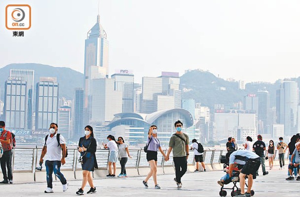 本港旅遊業在新冠肺炎疫情下已冰封逾年。