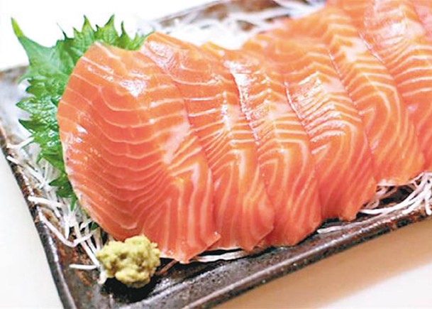 三文魚含豐富「奧米加-3」。