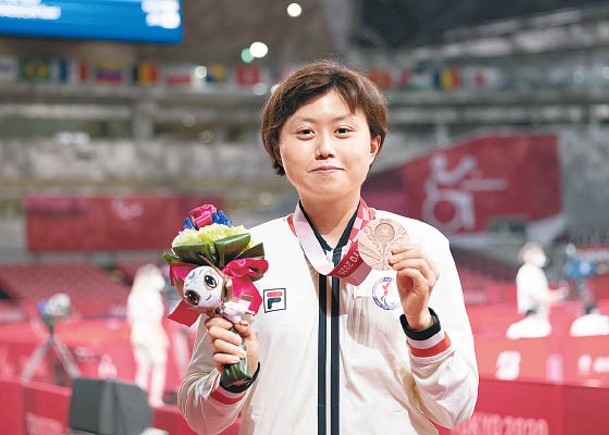 王婷莛奪得殘奧女乒銅牌。（香港殘奧會圖片）