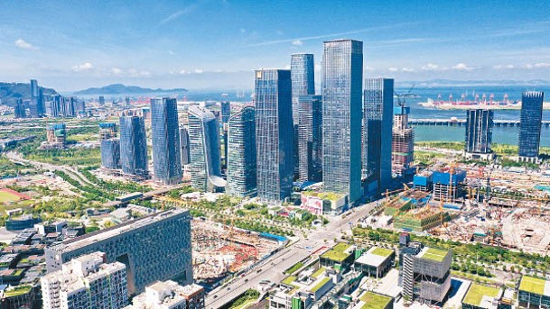 深圳：國務院早前宣布擴大深圳前海合作區面積，該處極具發展潛力。