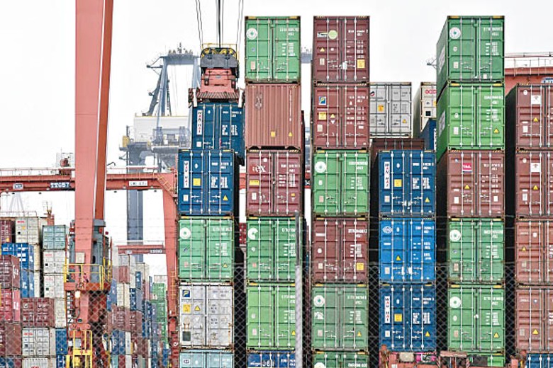 貨櫃平均價格大幅上升，加重出口廠商成本。