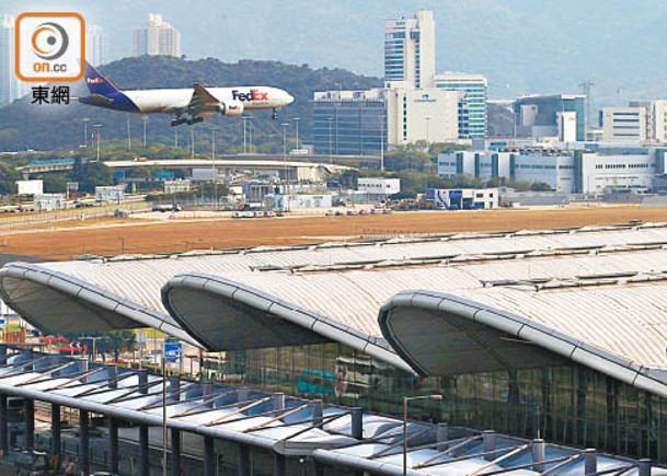 因應檢疫政策  遷移人員  FedEx關閉在港機組基地