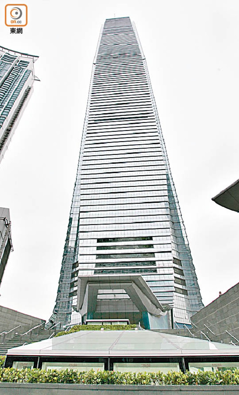 環球貿易廣場37樓被納入強檢。
