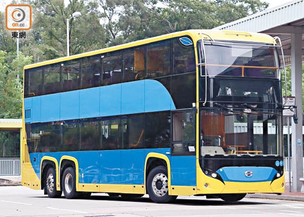 全港首輛雙層電動巴士將於1月可讓公眾參觀，之後會在啟德一帶試行。