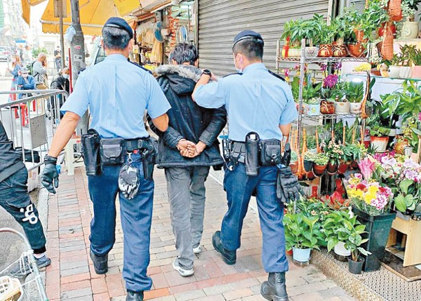 反黑工拘17人  包括3假難民