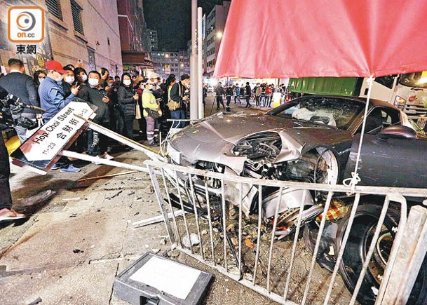 元朗車剷行人路  釀６傷