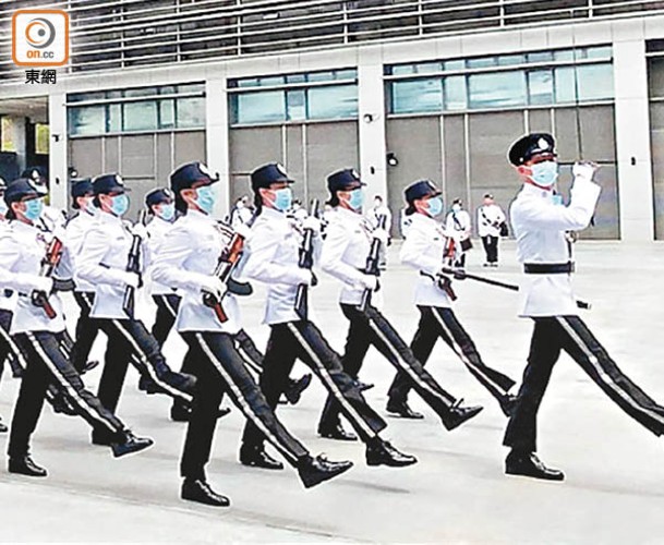 入境處為本港首支紀律部隊引入中式步操。