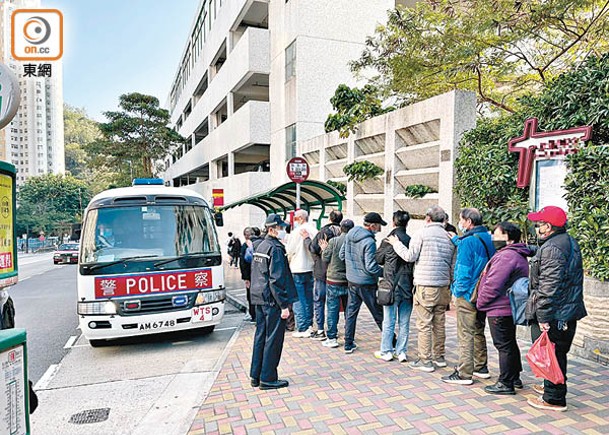 黃大仙富山邨冚賭  主持連16客被捕