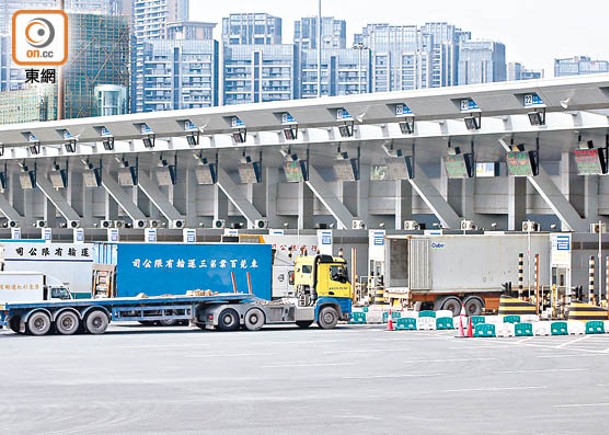 深圳再收緊跨境貨車要求。